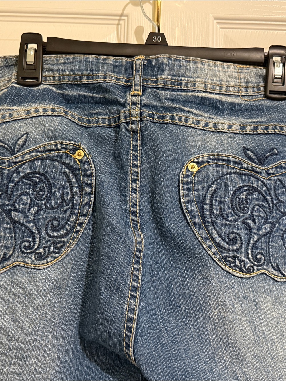 Y2K Apple Bottoms Womens 20 Bootcut Blue Jeans Embroidered Pockets Stretch